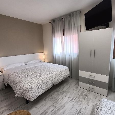 Rey Mundo Hotel Munebrega ภายนอก รูปภาพ