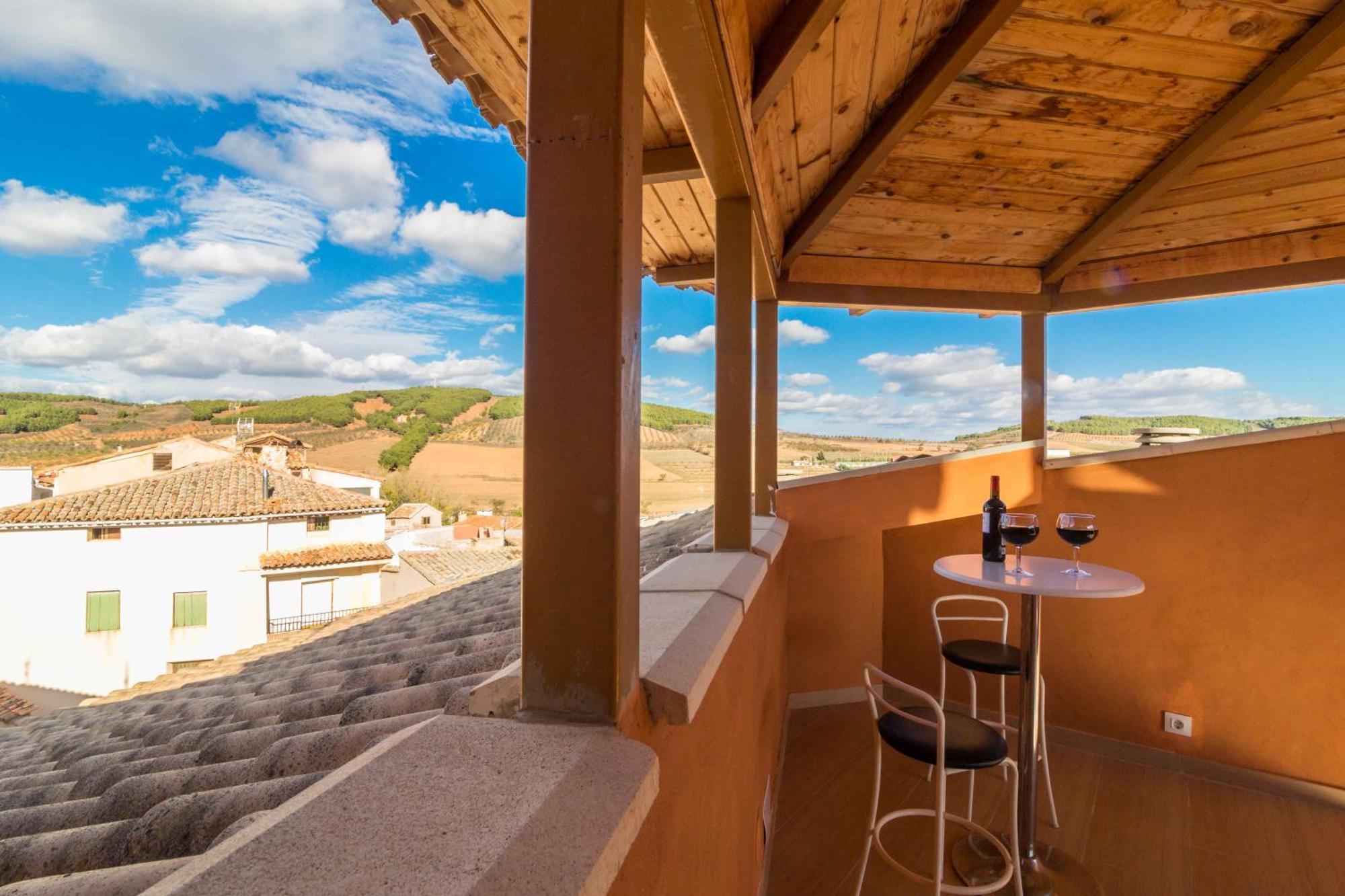 Rey Mundo Hotel Munebrega ภายนอก รูปภาพ